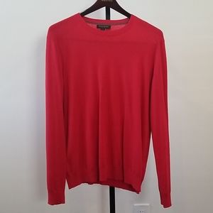 Men's long sleeve top